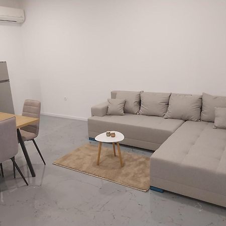 Apartmani I Sobe Grga Starigrad Paklenica Luaran gambar